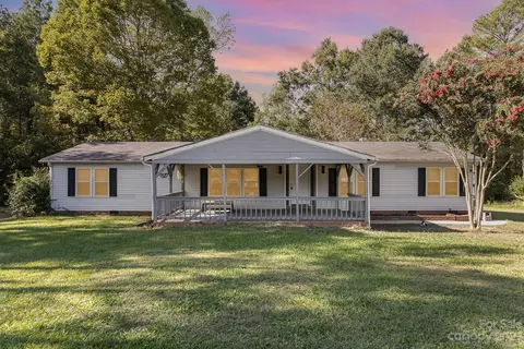 2559 Dusty Trail Ln, Lancaster, SC 29720