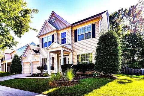18121 Harbor Mist Rd, Cornelius, NC 28031