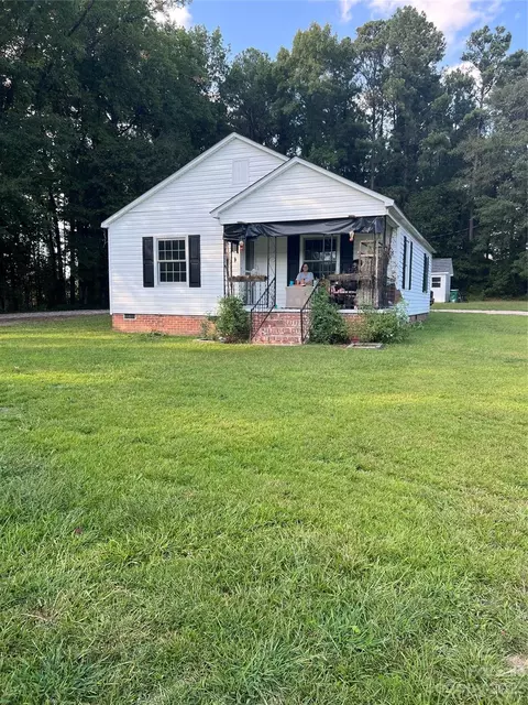 218 W Church W St W, Jefferson, SC 29718
