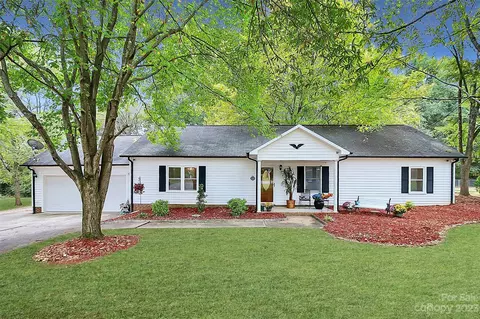 3758 Fieldcrest Nw Cir NW, Concord, NC 28027