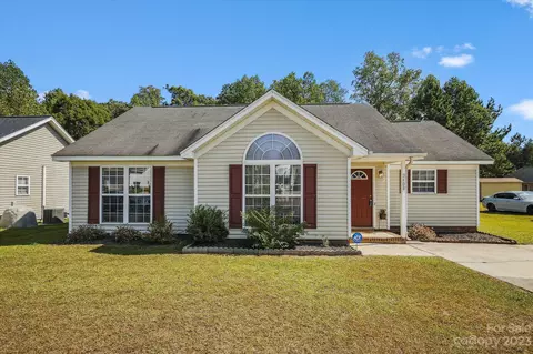 2408 Barkers Ridge Dr, Bessemer City, NC 28016