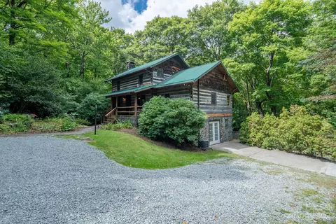 142 Teaberry Path, Boone, NC 28607 photo 2