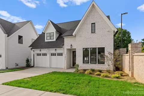 12012 Cambridge Square Dr, Cornelius, NC 28031 photo 2