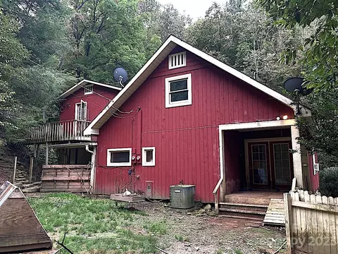 109 Bothy Rd, Brevard, NC 28712