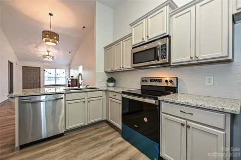 902 Tj Dr, Monroe, NC 28112 photo 8