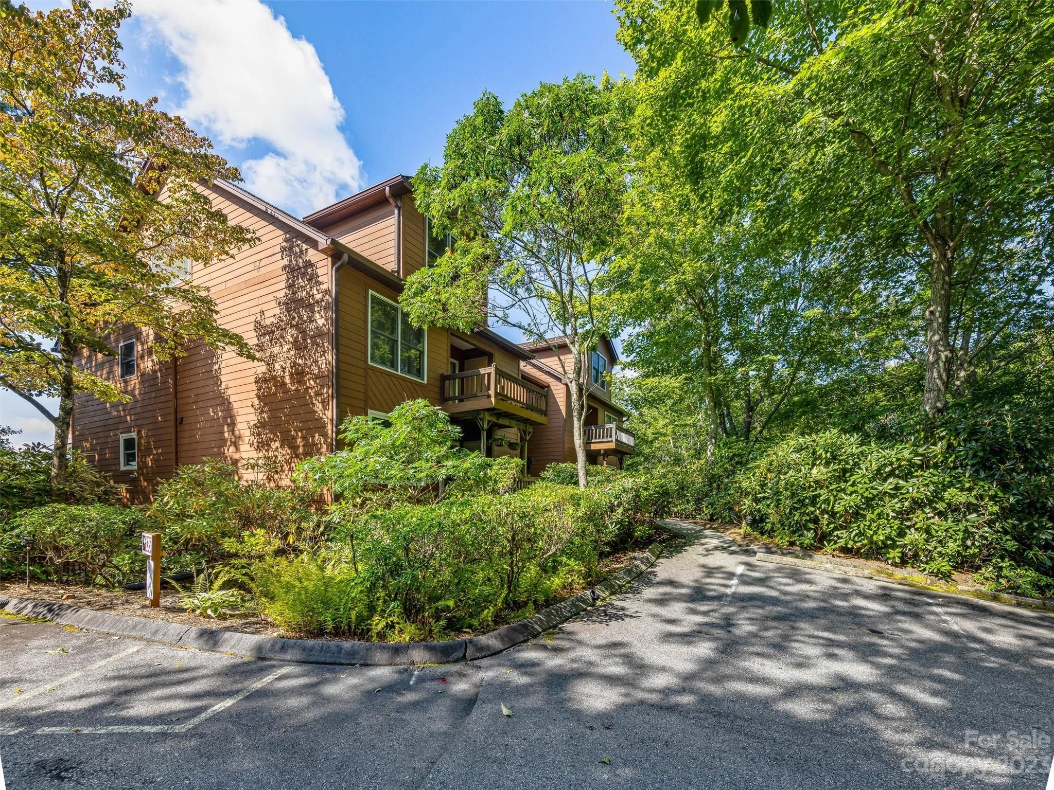 135 Toxaway Views 607 Dr Unit 607  