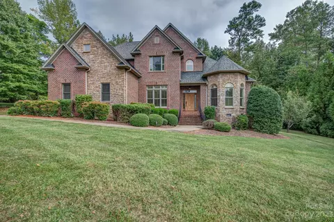 106 Quiet Waters Rd, Belmont, NC 28012