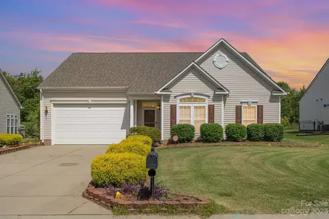 1008 Spanish Moss Rd, Indian Trail, NC 28079