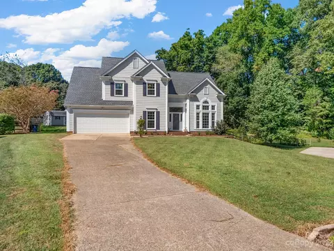 19205 Spring Lily Ct, Cornelius, NC 28031 photo 2