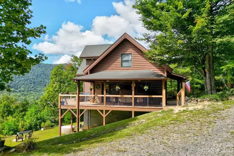80 N Viewpoint Dr, Marion, NC 28752