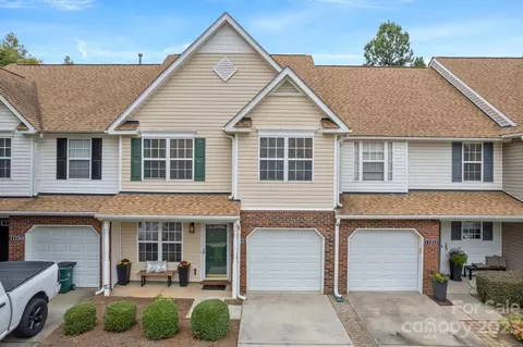 11216 Blake Port Ct, Charlotte, NC 28270
