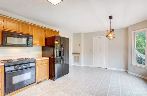 4333 Deerfield Dr, Monroe, NC 28112 photo 2