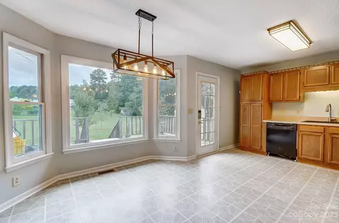 4333 Deerfield Dr, Monroe, NC 28112 photo 3