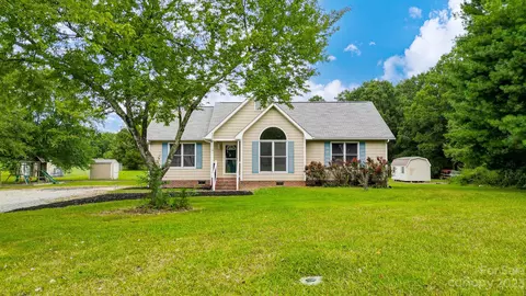4333 Deerfield Dr, Monroe, NC 28112 photo 1