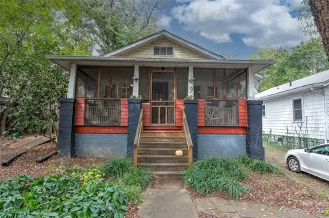 9 Tarpon Ave, Asheville, NC 28806