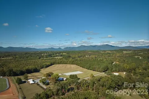 1636 Little Mountain Rd, Columbus, NC 28722