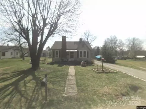 2218 16th Ne Ave NE, Hickory, NC 28601