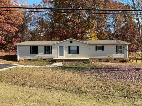 1631 Bethel Rd, Morganton, NC 28655