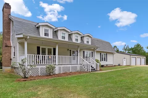517 Potter Rd, Lancaster, SC 29720 photo 4