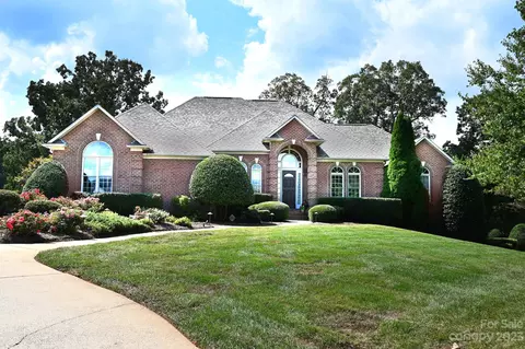 3603 Bermuda Ne Dr NE, Conover, NC 28613 photo 4