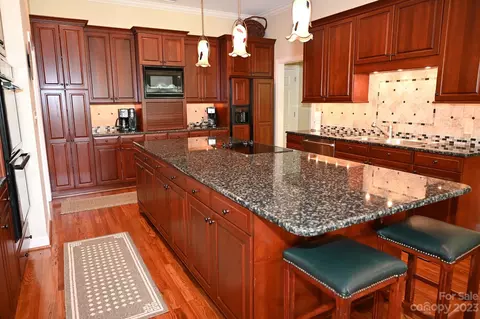 3603 Bermuda Ne Dr NE, Conover, NC 28613 photo 13