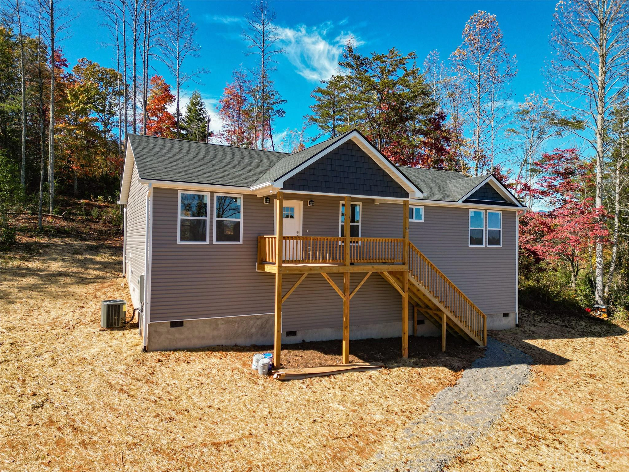 176 Vineyard Vlg Dr  