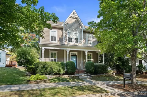 19307 Windjammer Cir, Cornelius, NC 28031