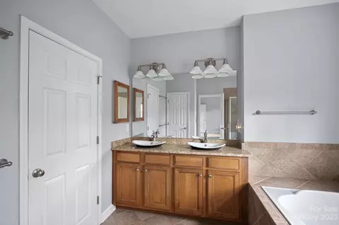 19307 Windjammer Cir, Cornelius, NC 28031 photo 29