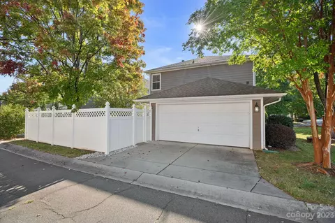 19307 Windjammer Cir, Cornelius, NC 28031 photo 35