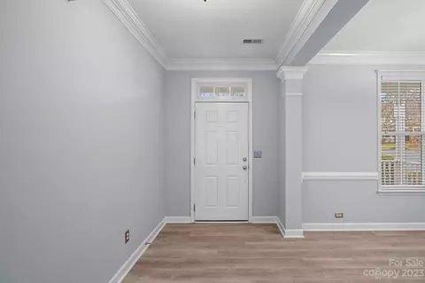 19307 Windjammer Cir, Cornelius, NC 28031 photo 5