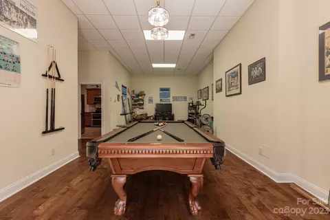 245 Hawks Nest Trl, Purlear, NC 28665 photo 39