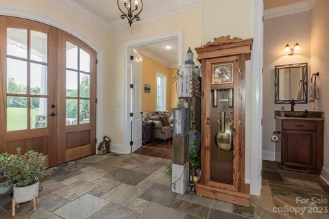 245 Hawks Nest Trl, Purlear, NC 28665 photo 6