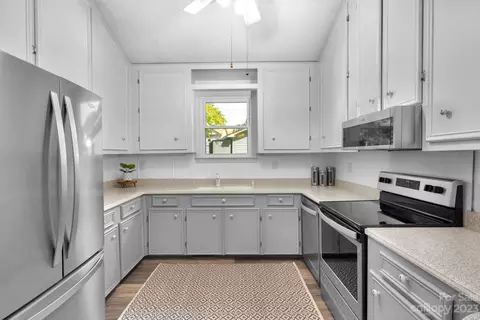 2075 Rolling Hills Rd, Ridgeway, SC 29130 photo 11