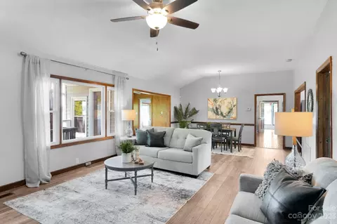2075 Rolling Hills Rd, Ridgeway, SC 29130 photo 5