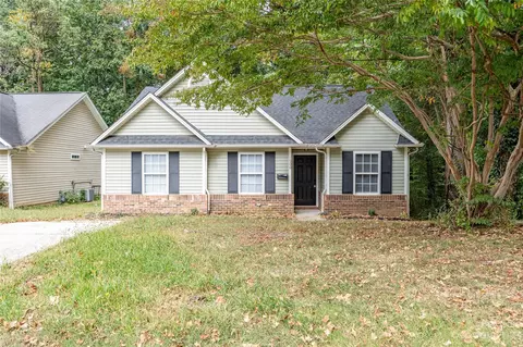 1900 Holly St, Charlotte, NC 28216