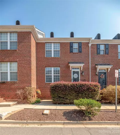 13846 Hill St, Huntersville, NC 28078