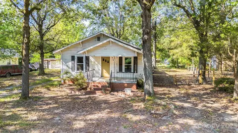 613 Hasty St, Marshville, NC 28103