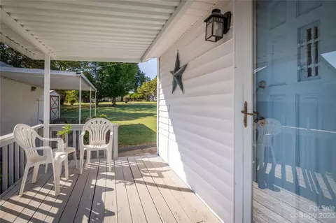 107 Burns St, Morganton, NC 28655 photo 10