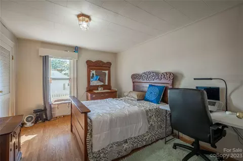107 Burns St, Morganton, NC 28655 photo 9