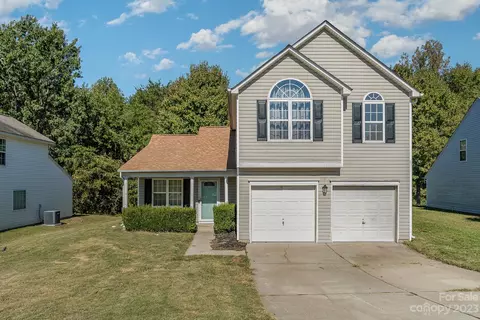 3515 Anastasia Ct, Charlotte, NC 28216