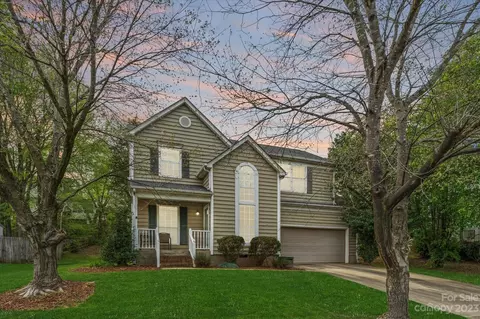 379 SW Queens Dr, Concord, NC 28025