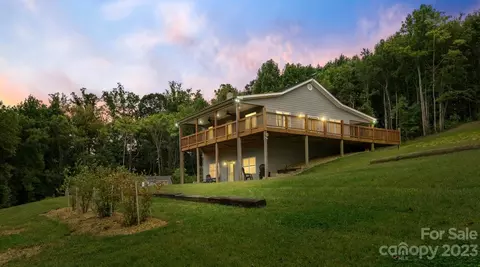 6363 Cheatham Ford Rd, Hiddenite, NC 28636