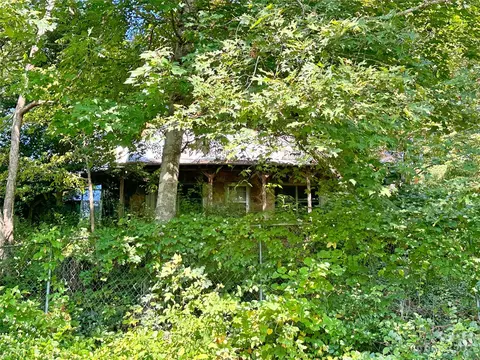 324 Buzzards Roost Rd, Cullowhee, NC 28723