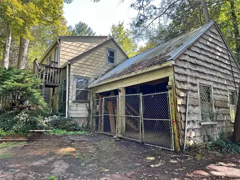 Exterior - 324 Buzzards Roost Rd, Cullowhee, NC 28723 photo 3 of 8