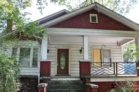 621 Long Shoals Rd, Arden, NC 28704