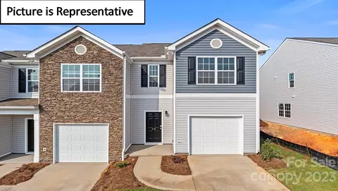 9128 Lowfalls Ln, Charlotte, NC 28216