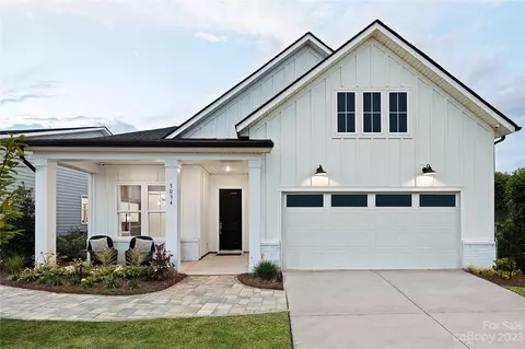 8033 Brookbank 0095 Dr #0095, Charlotte, NC 28269