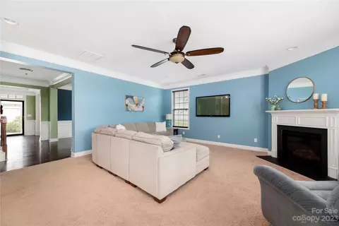 10913 Angler Ct, Davidson, NC 28036 photo 5