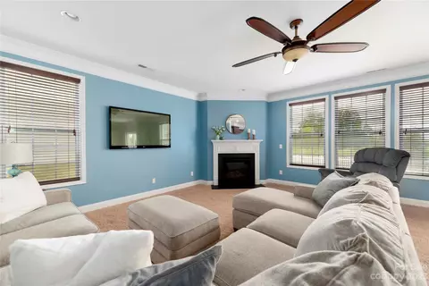 10913 Angler Ct, Davidson, NC 28036 photo 6