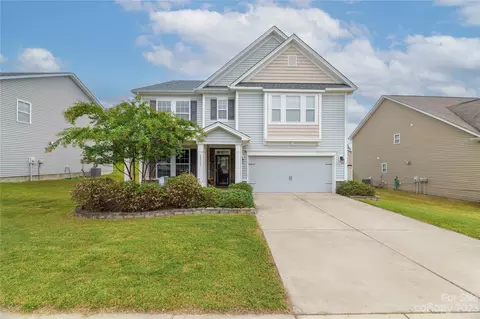 10913 Angler Ct, Davidson, NC 28036